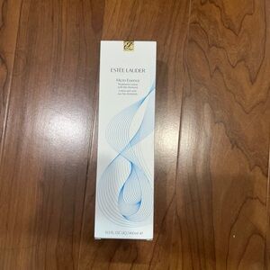Estee Lauder micro essence 13.5oz NEW in Box